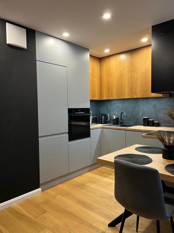 Family & Business Elegant Apartments, Kadzielnia, Wdk, Stadion Korona -1 Bedroom, Terrace, Garage, New! Kielce Esterno foto