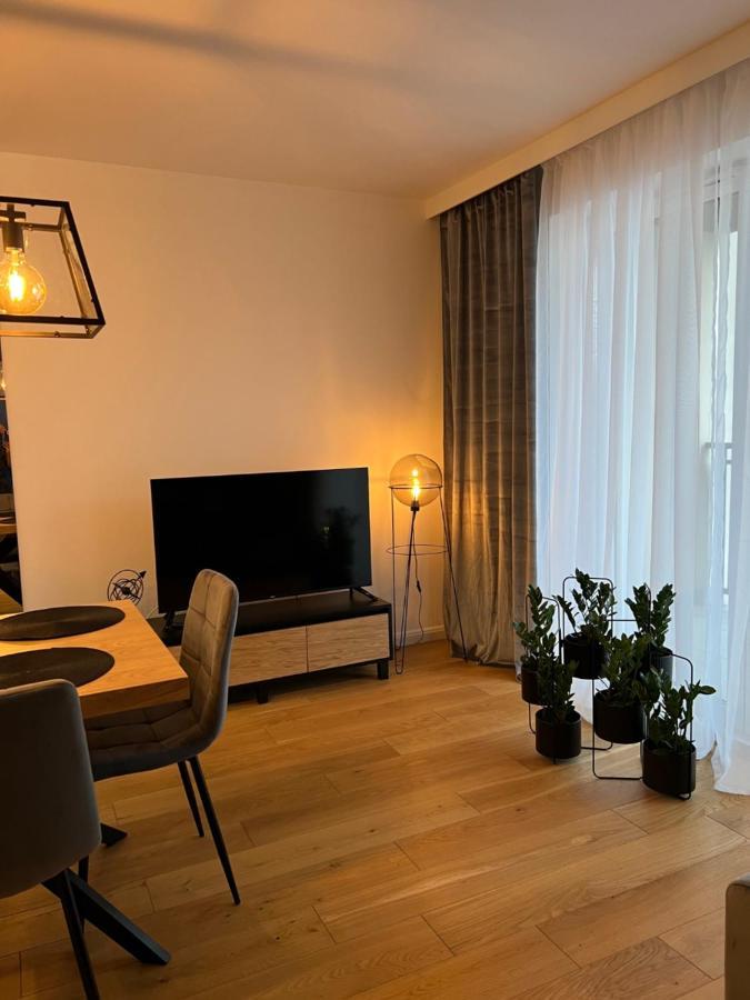 Family & Business Elegant Apartments, Kadzielnia, Wdk, Stadion Korona -1 Bedroom, Terrace, Garage, New! Kielce Esterno foto