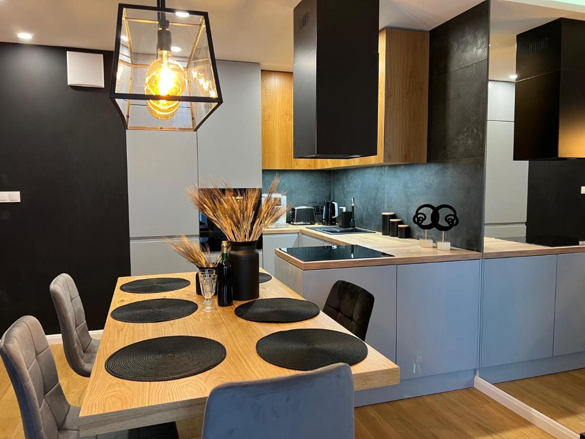 Family & Business Elegant Apartments, Kadzielnia, Wdk, Stadion Korona -1 Bedroom, Terrace, Garage, New! Kielce Esterno foto